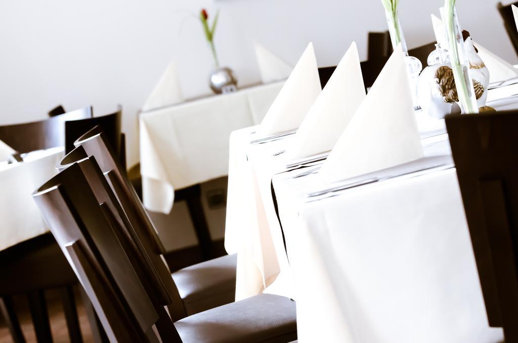 Waldhotel Sindelfingen Am Eichholz エクステリア 写真