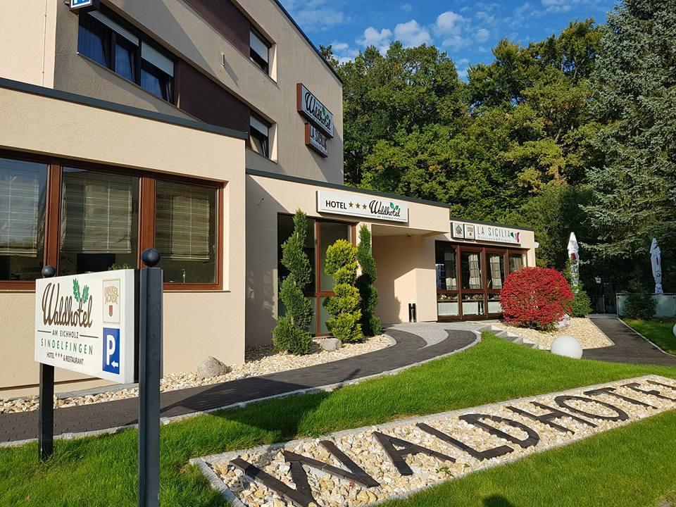 Waldhotel Sindelfingen Am Eichholz エクステリア 写真