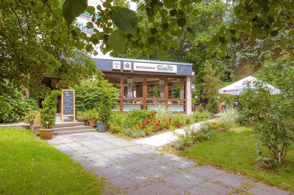 Waldhotel Sindelfingen Am Eichholz エクステリア 写真