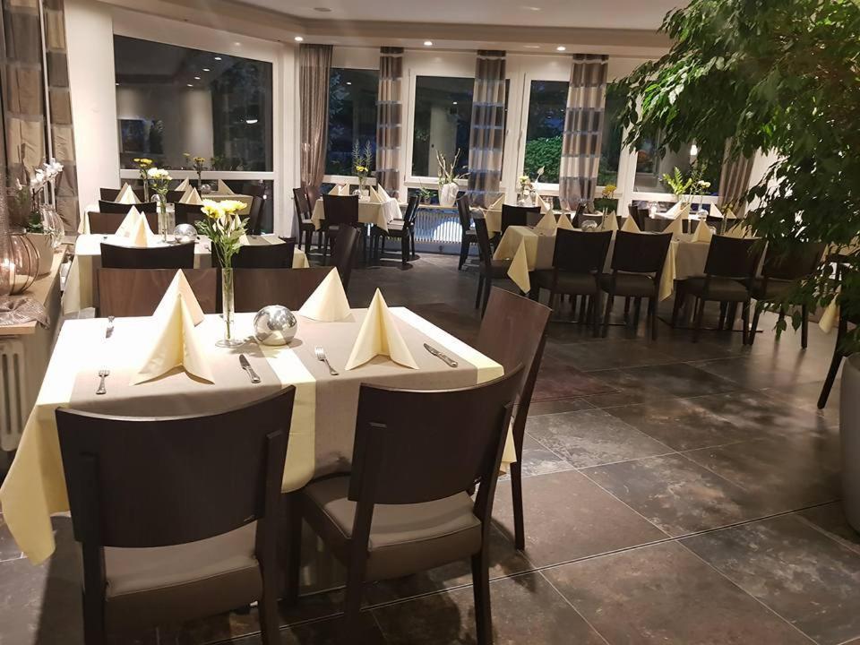 Waldhotel Sindelfingen Am Eichholz エクステリア 写真