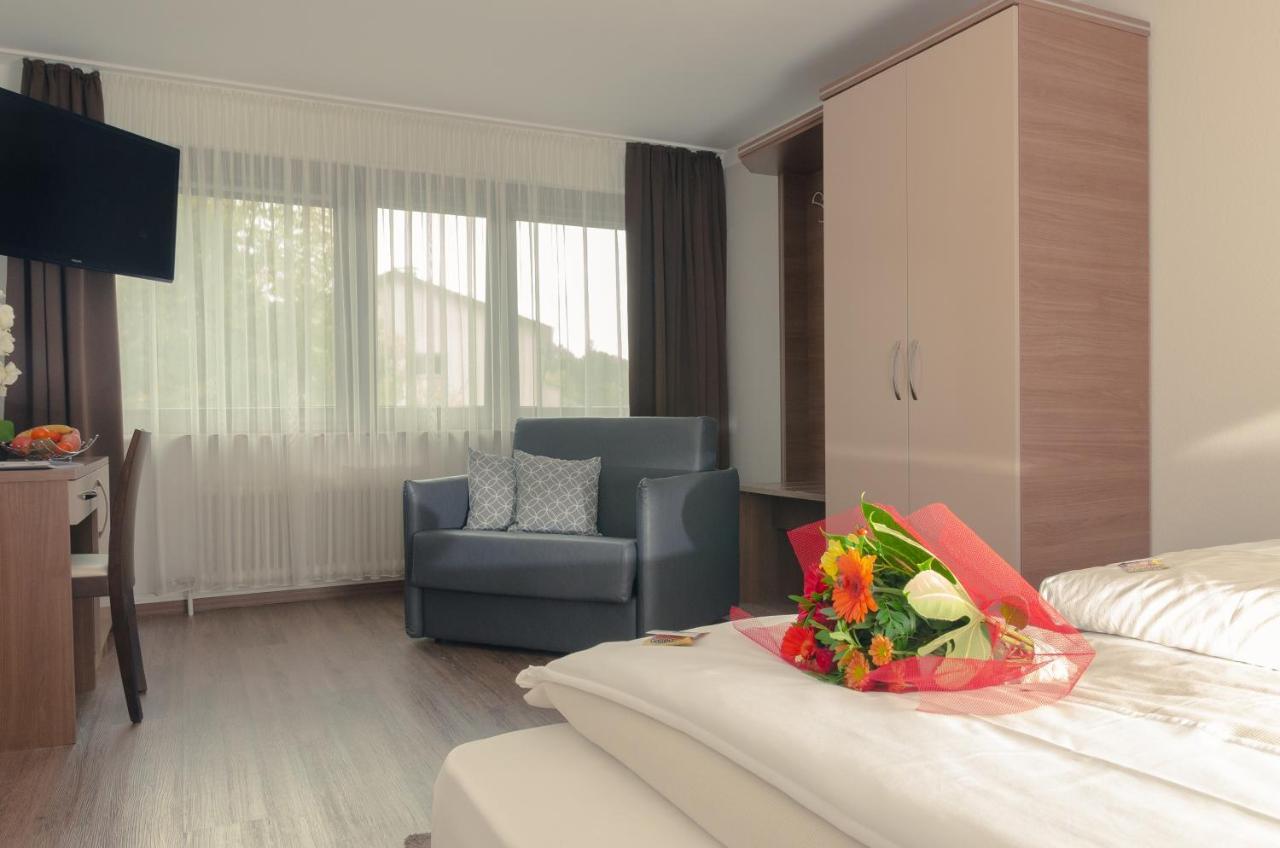 Waldhotel Sindelfingen Am Eichholz エクステリア 写真