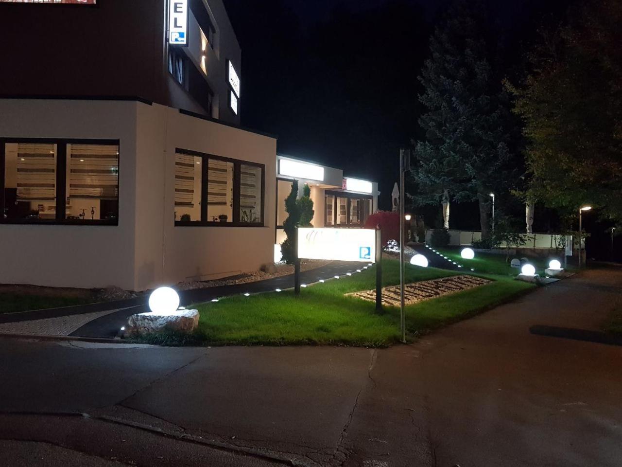 Waldhotel Sindelfingen Am Eichholz エクステリア 写真