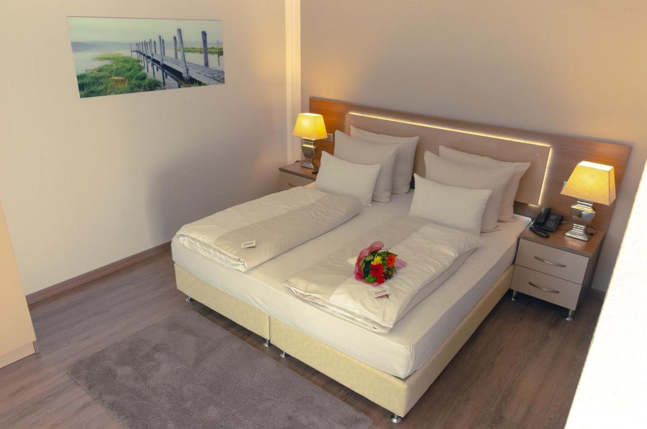 Waldhotel Sindelfingen Am Eichholz エクステリア 写真